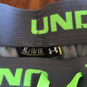 Men’s sz XL training pants